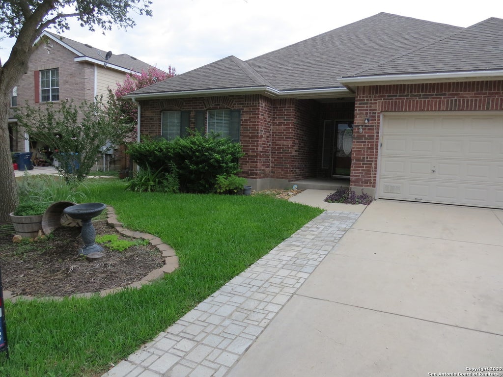 Photo of 108 Phantom Crk, Cibolo, TX 78108 (MLS # 2012987)