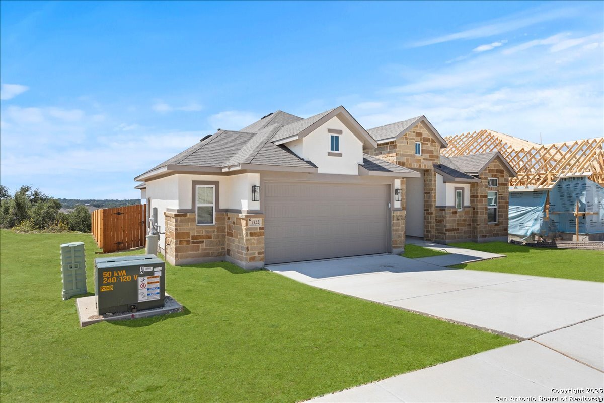 1322 Webb Creek
