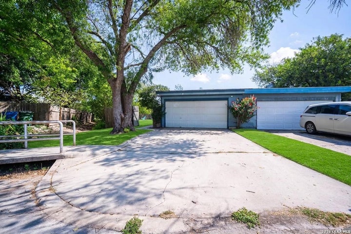 Photo 1 of 29 — 1302 Coldwater Dr, San Antonio, TX 78245