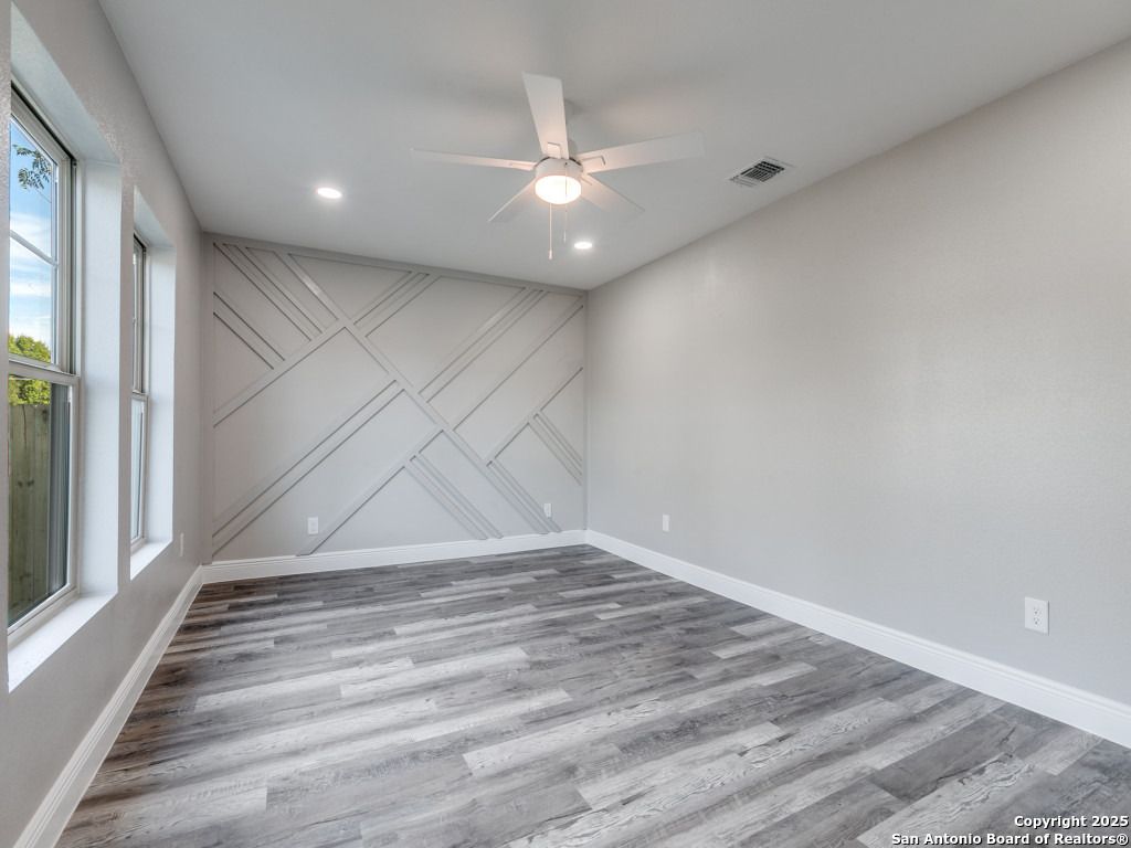 Photo of 930 Schley Ave, San Antonio, TX 78210 (MLS # 1925100)