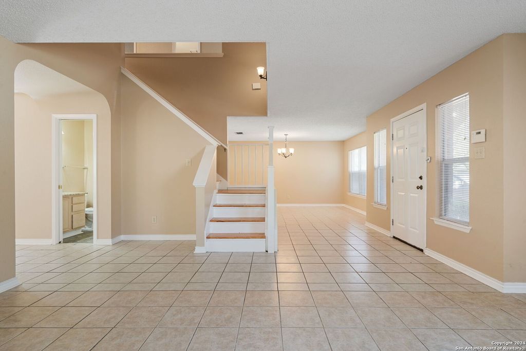 Photo of 3410 ARROYO OAK DR, San Antonio, TX 78247 (MLS # 1938505)