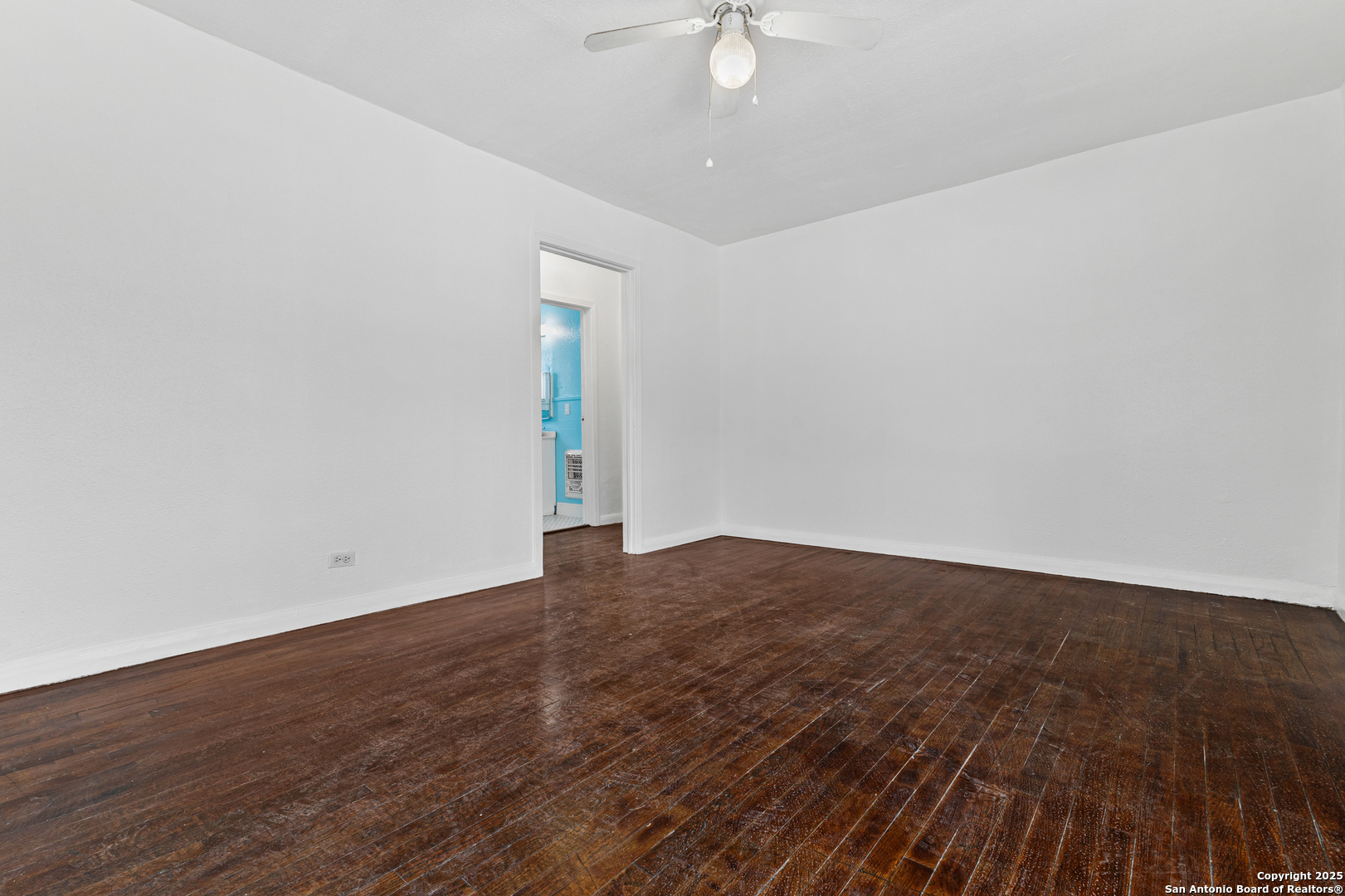631 W Magnolia