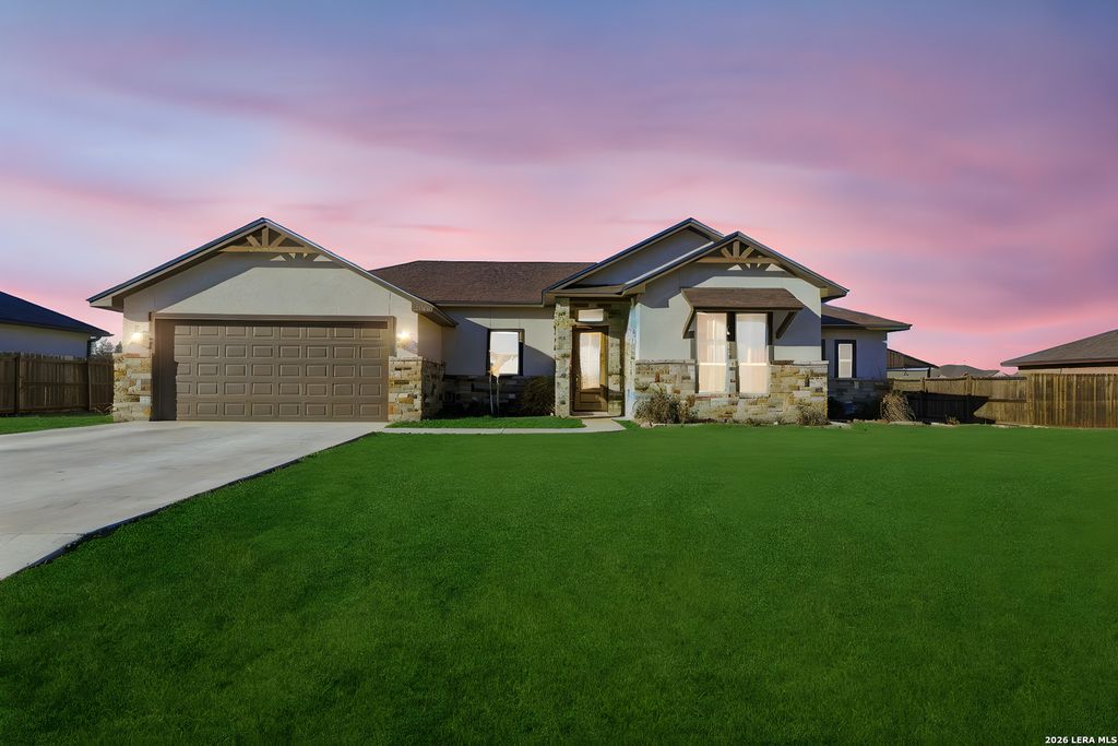 Photo of 1734 Crooked Creek, Pleasanton, TX 78064 (MLS # 1934938)