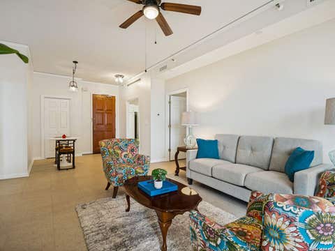 Property photo of 1 Towers Park Lane 813, San Antonio, TX 78209