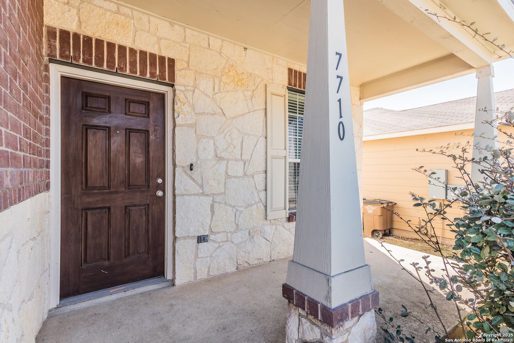Photo of 7710 Paraiso Hvn, Boerne, TX 78015 (MLS # 1916678)
