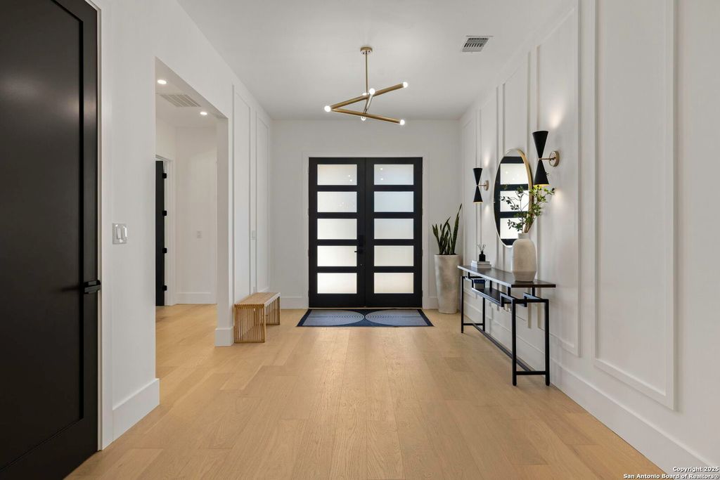 Photo of 120 RIVER VIEW DR, Boerne, TX 78006 (MLS # 1956231)