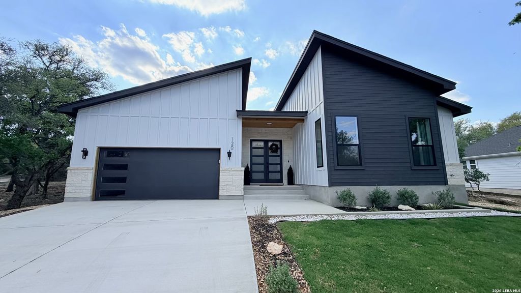 Photo of 120 RIVER VIEW DR, Boerne, TX 78006 (MLS # 1956231)