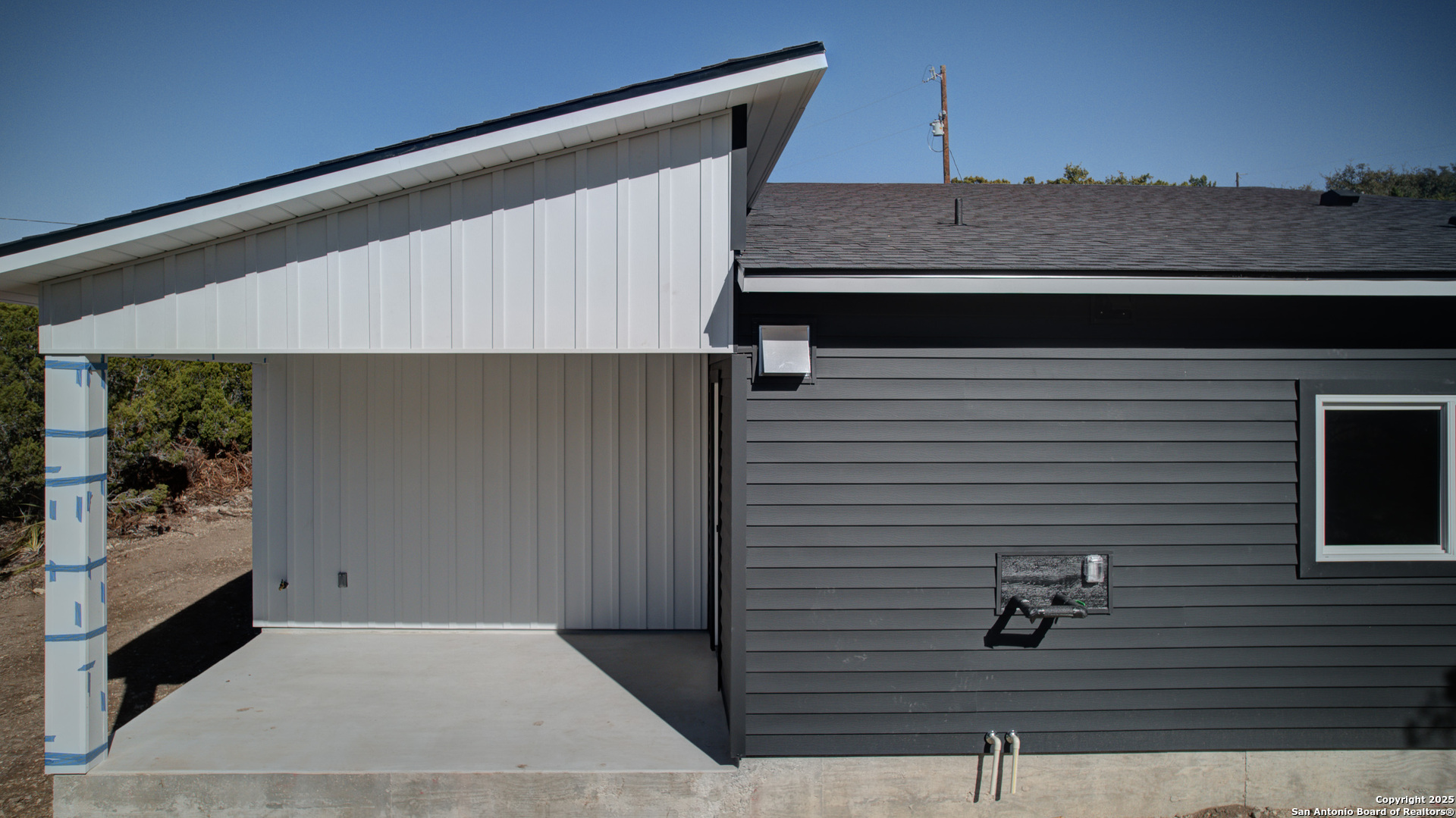 Canyon Lake, Texas 78133, United States, 3 Bedrooms Bedrooms, ,2 BathroomsBathrooms,Residential,Active,240021