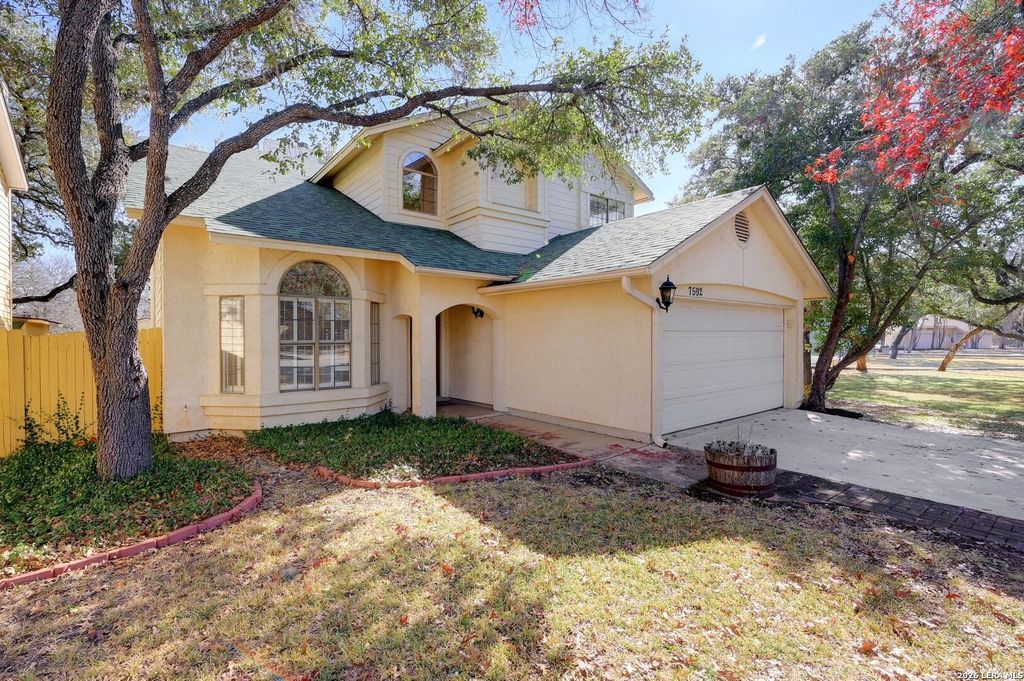 Photo of 7592 Autumn Park, San Antonio, TX 78249 (MLS # 1937688)