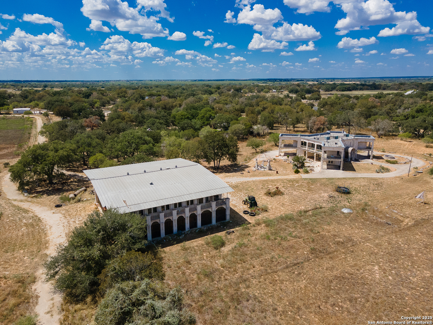 350 Ridgeview
