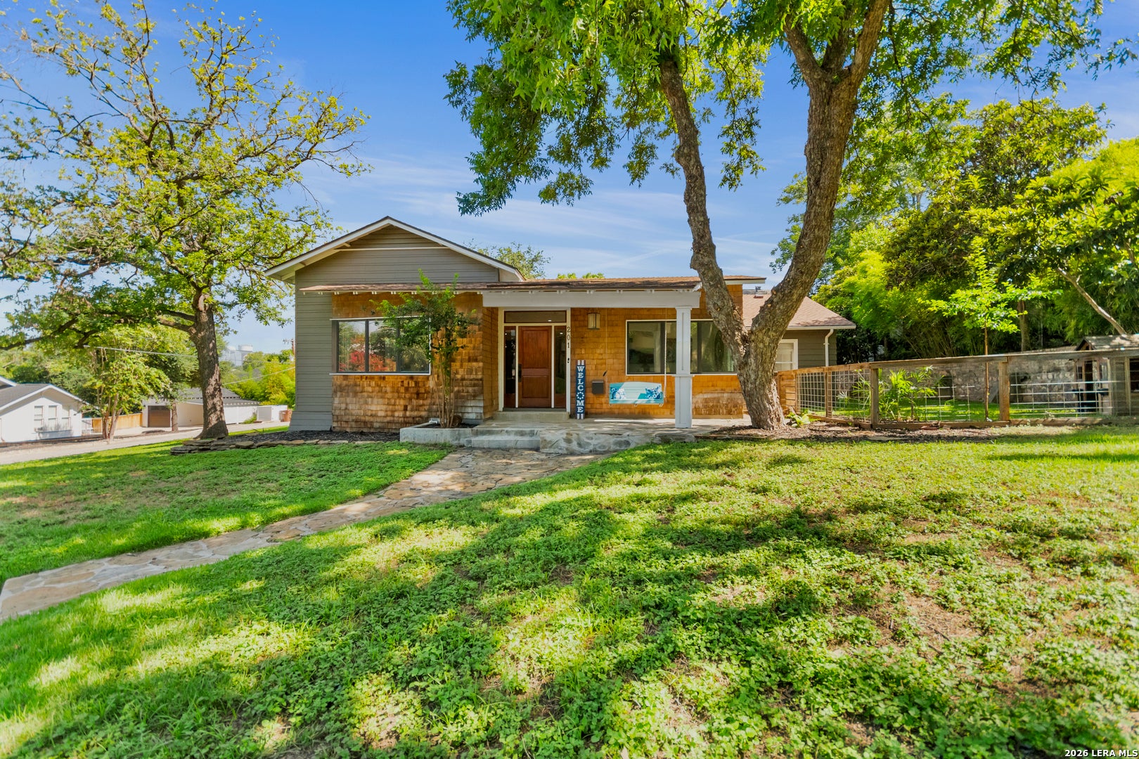 201 CHICHESTER PL