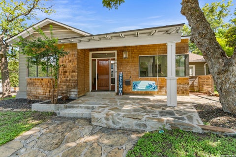 Photo of 201 CHICHESTER PL, Alamo Heights, TX 78209 (MLS # 2002889)
