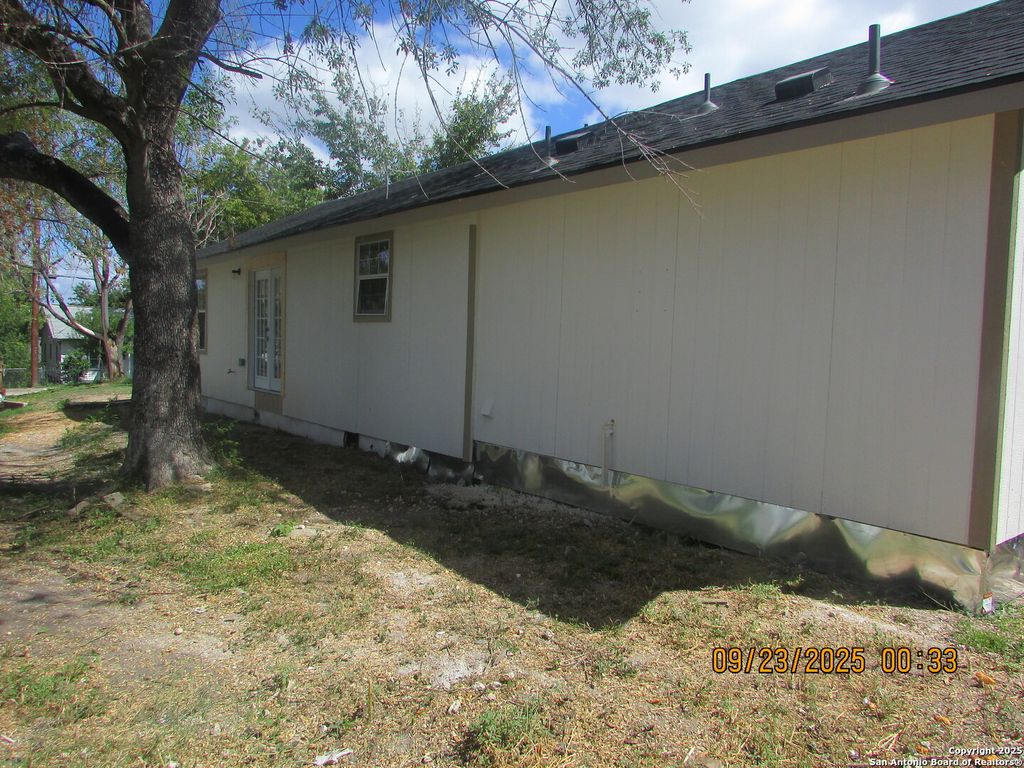 Photo of 2116 McKinley, San Antonio, TX 78210 (MLS # 1909471)