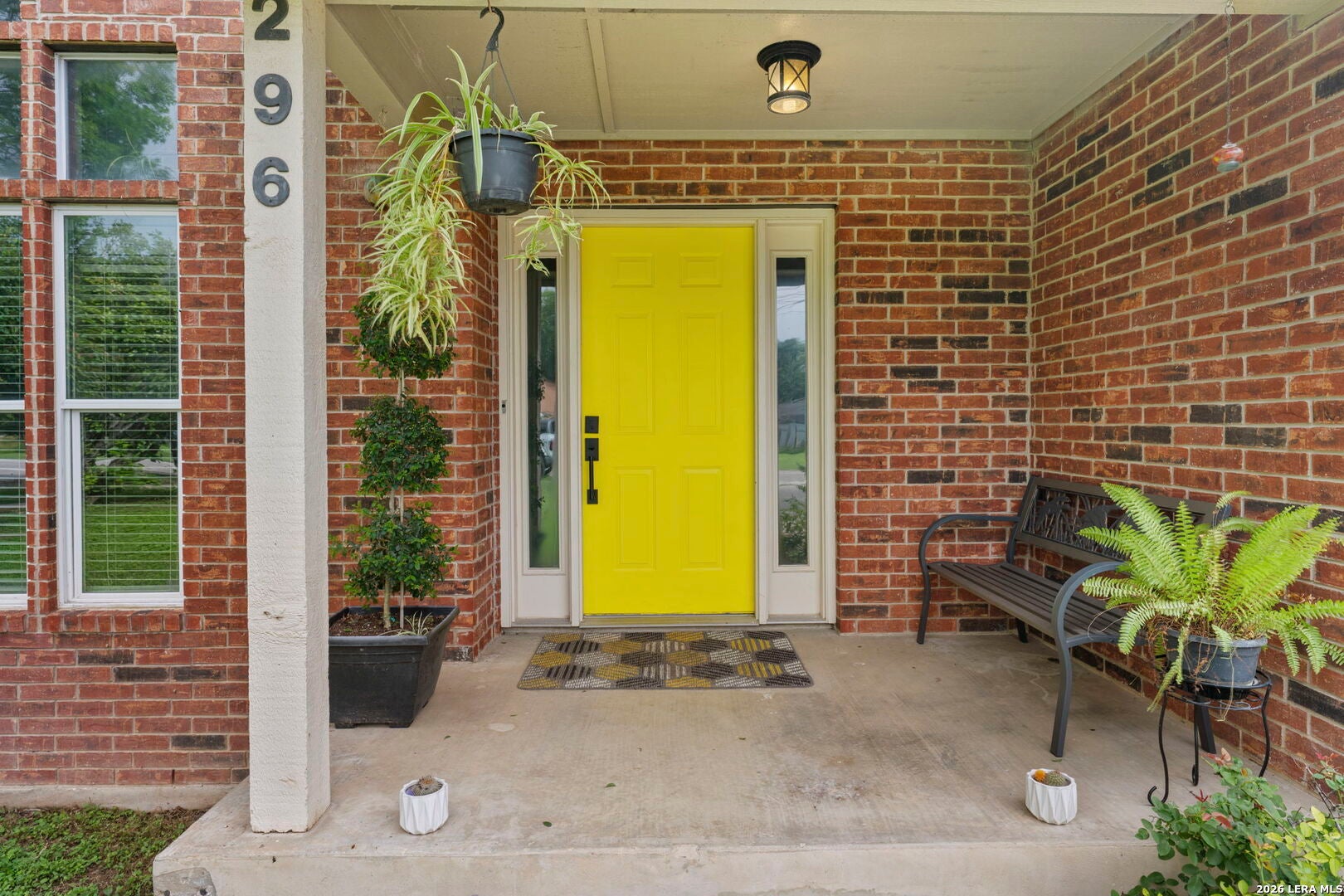 296 SPRING RIVER DR