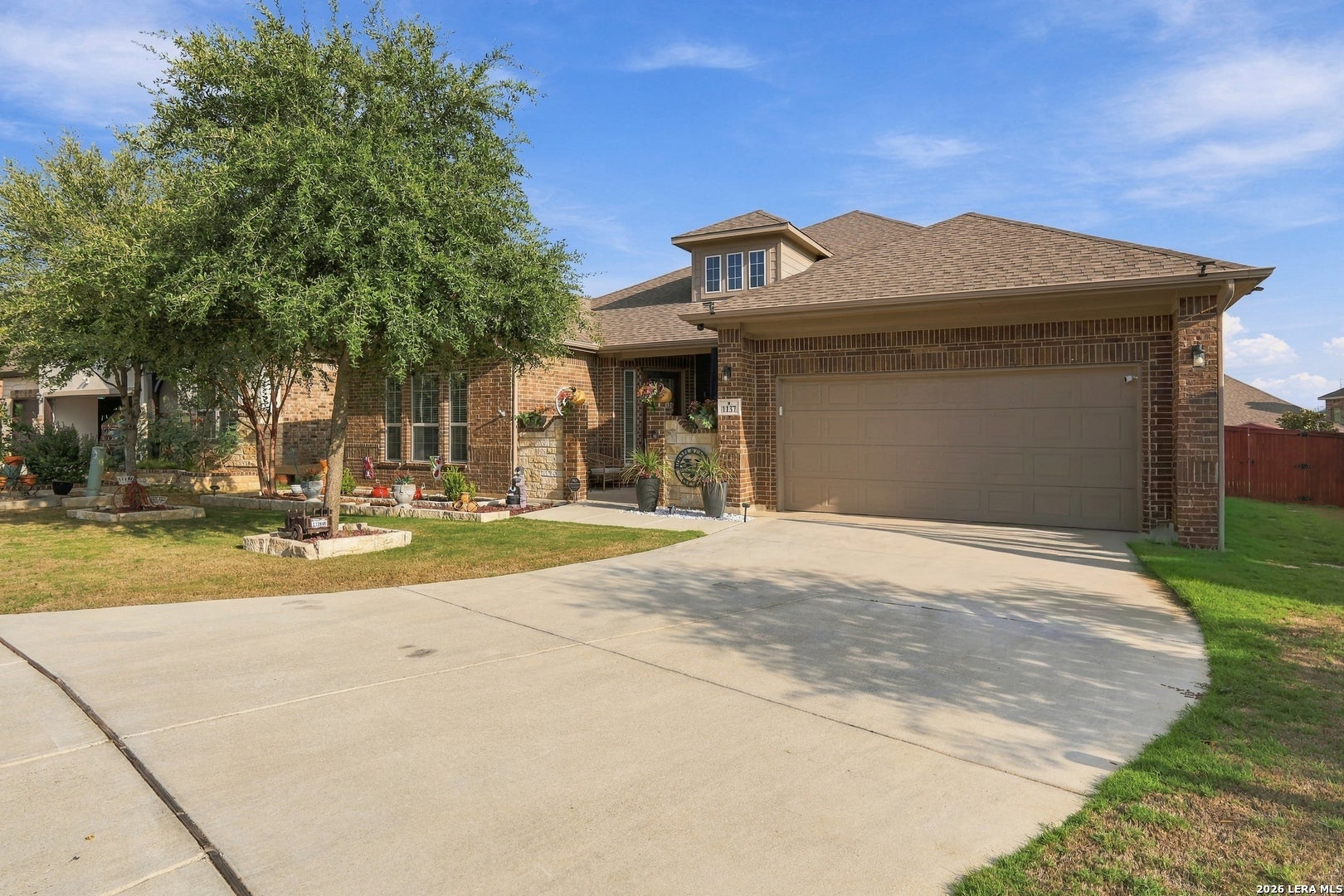 1137 LIMESTONE WAY
