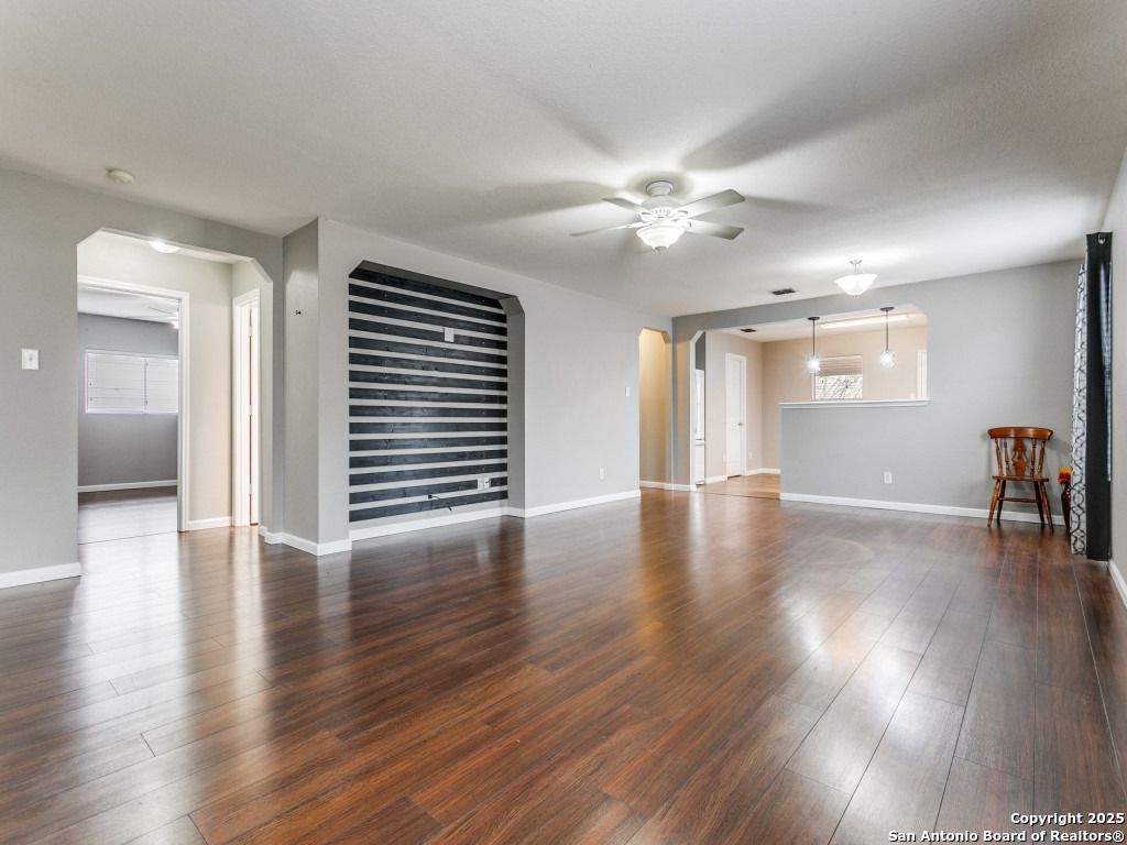 Photo of 120 Blue Willow, Cibolo, TX 78108 (MLS # 1926637)