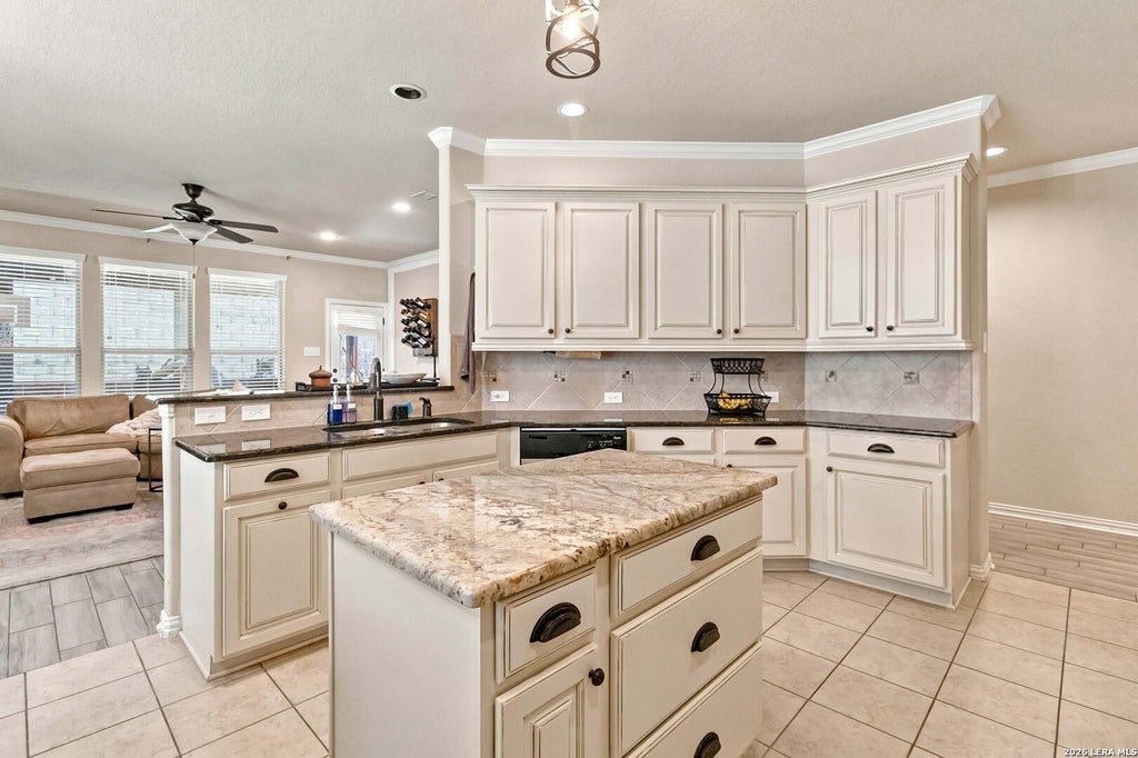 Photo of 24618 GLASS CYN, San Antonio, TX 78260 (MLS # 1993260)