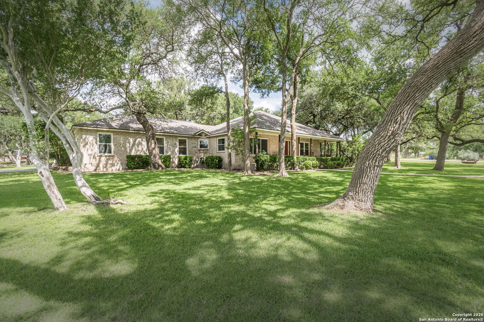 4104 Oak