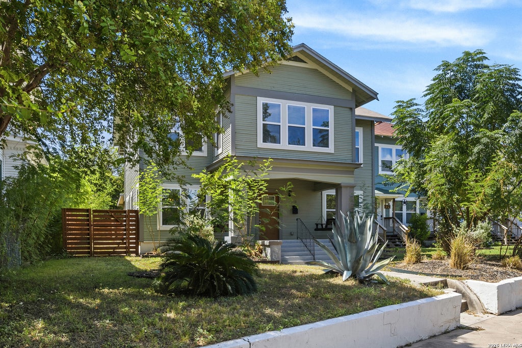 Photo of 123 Castillo, San Antonio, TX 78210 (MLS # 2013697)