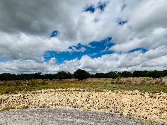 159 COOL CREST DR, PIPE CREEK, TX 78063 - Image a051dfc8cd76e5d90b8f7c3206923b12/4049092417