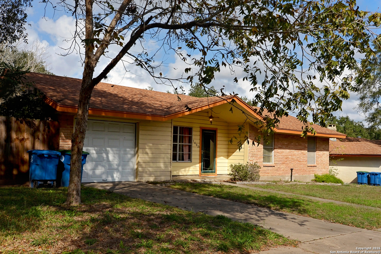 1407 Mockingbird Lane