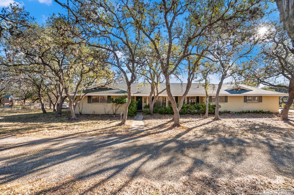 Photo of 7980 verde, San Antonio, TX 78240 (MLS # 1934707)