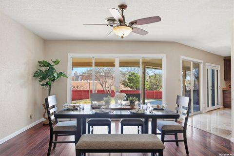 222 Herweck Dr Castle Hills TX 78213