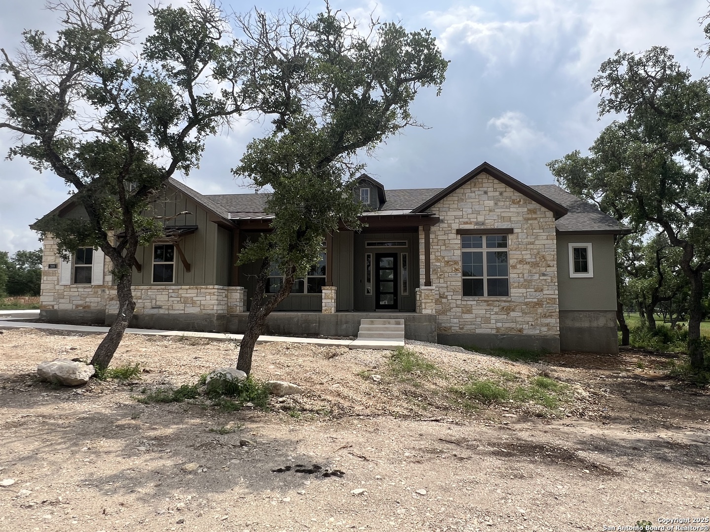 Listing image 1