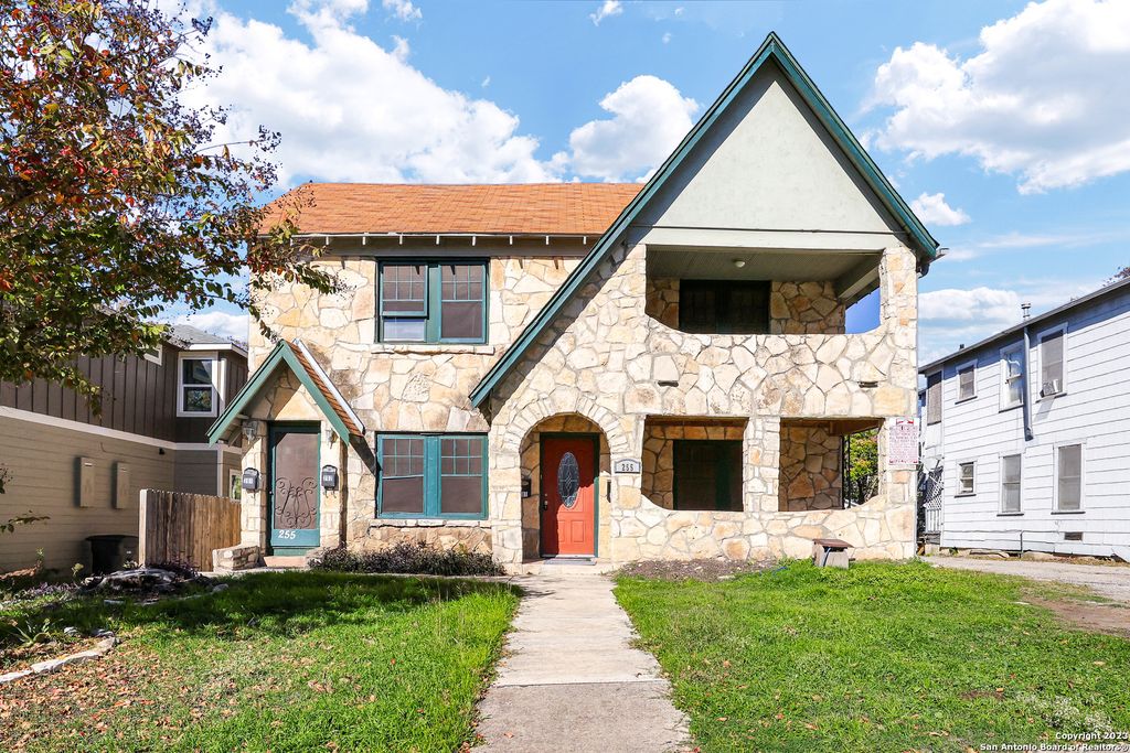 Photo of 255 NATALEN AVE 201 #201, San Antonio, TX 78209 (MLS # 1954477)