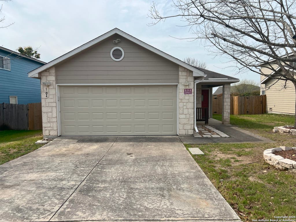 Photo of 104 BRIAR ST, Cibolo, TX 78108 (MLS # 2005660)