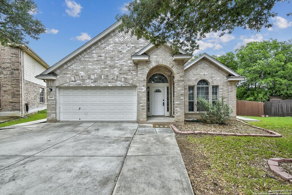 Photo of 1947 Walter Raleigh, Windcrest, TX 78239 (MLS # 1873587)
