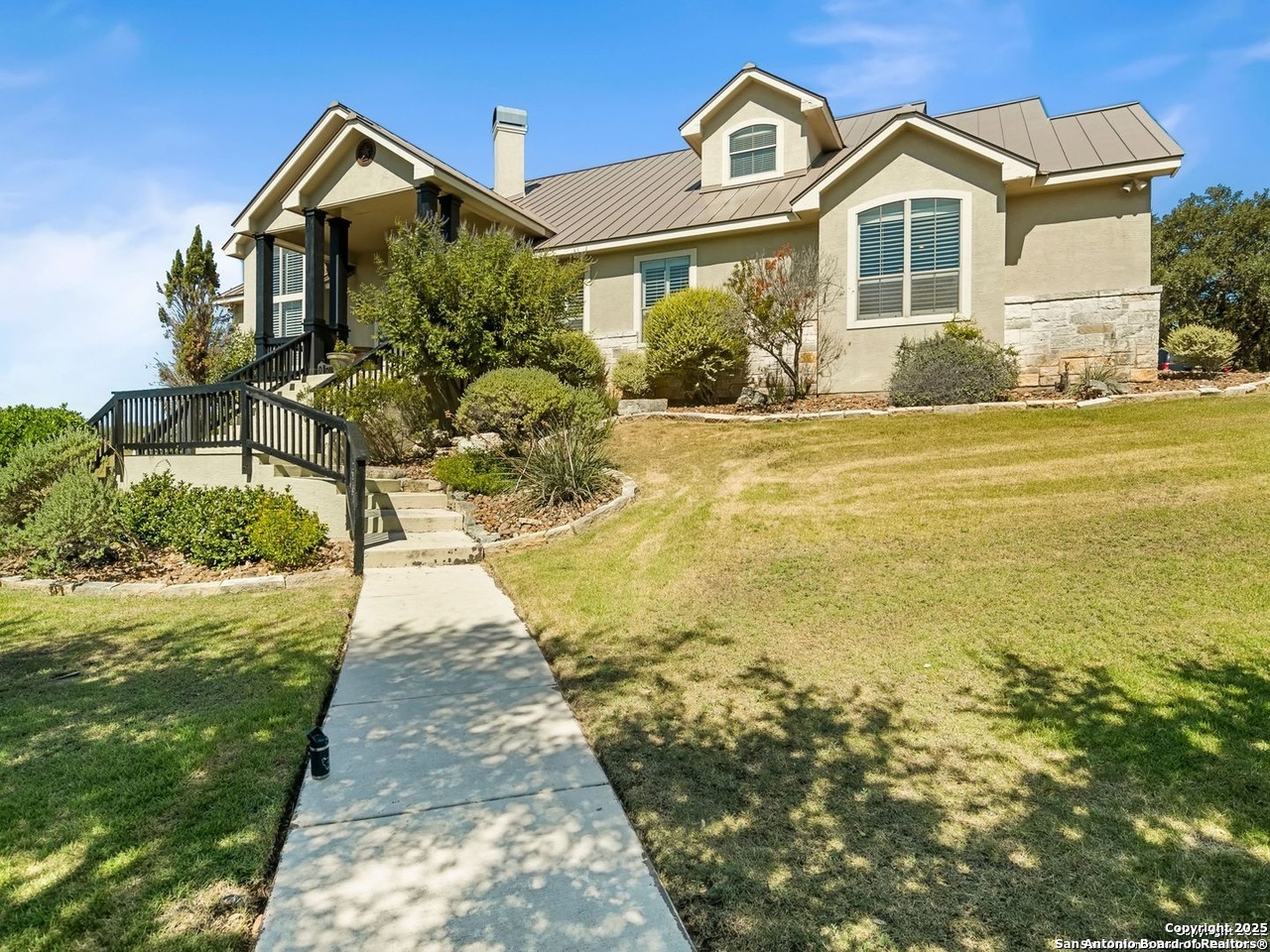 102 Summer Glen