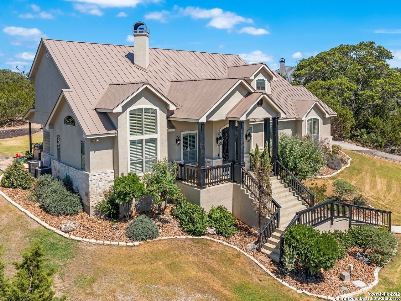 102 Summer Glen