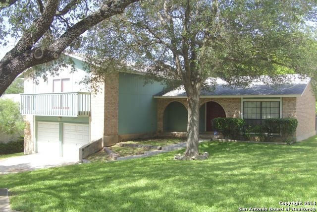 Photo of 12307 AUTUMN VISTA ST, San Antonio, TX 78249 (MLS # 1992033)