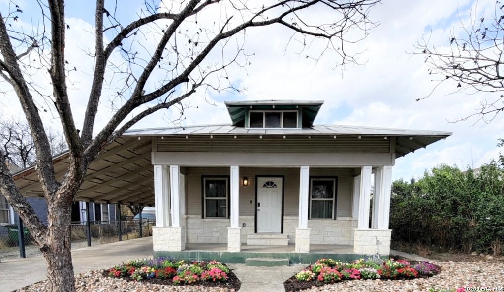 Photo of 829 E Drexel Ave, San Antonio, TX 78210 (MLS # 1946644)