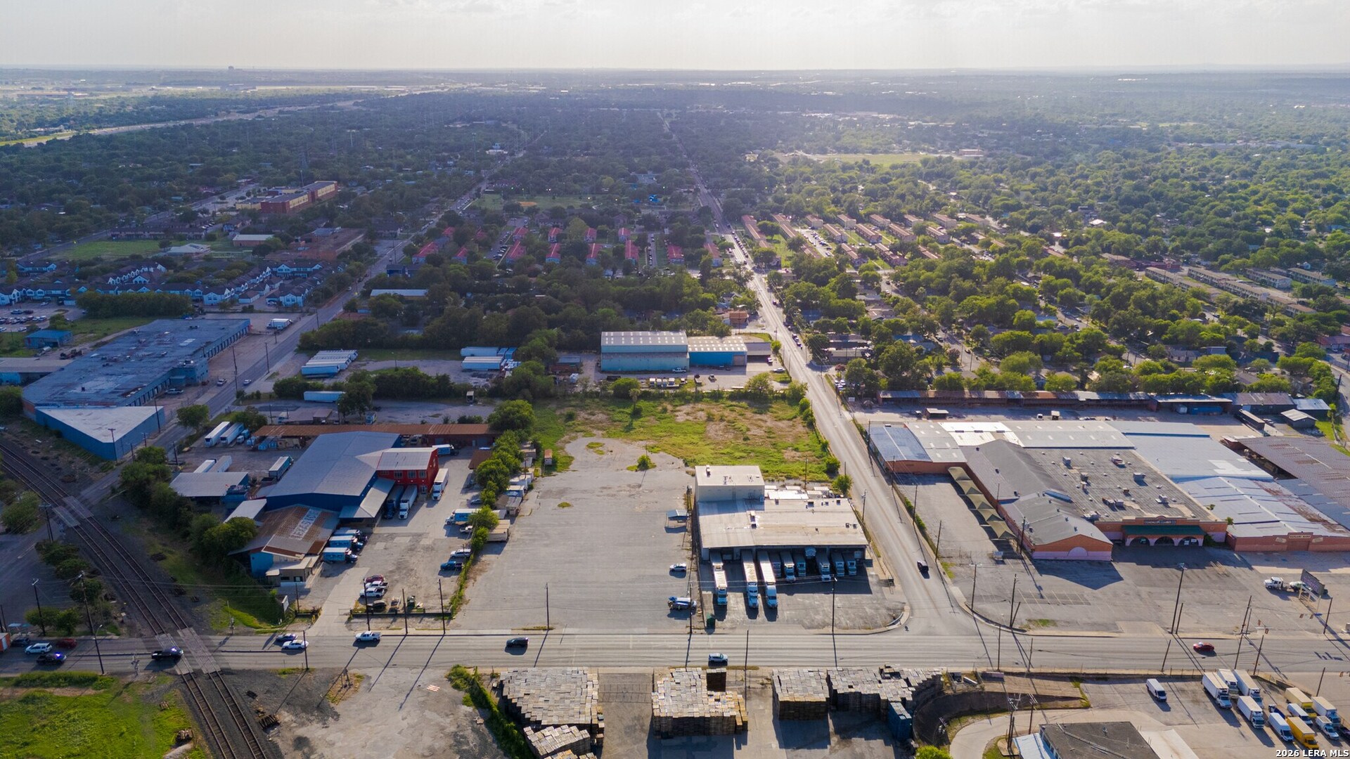 1625 S Zarzamora