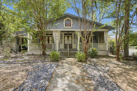 Property photo of 342 W Gramercy Pl, San Antonio, TX 78212
