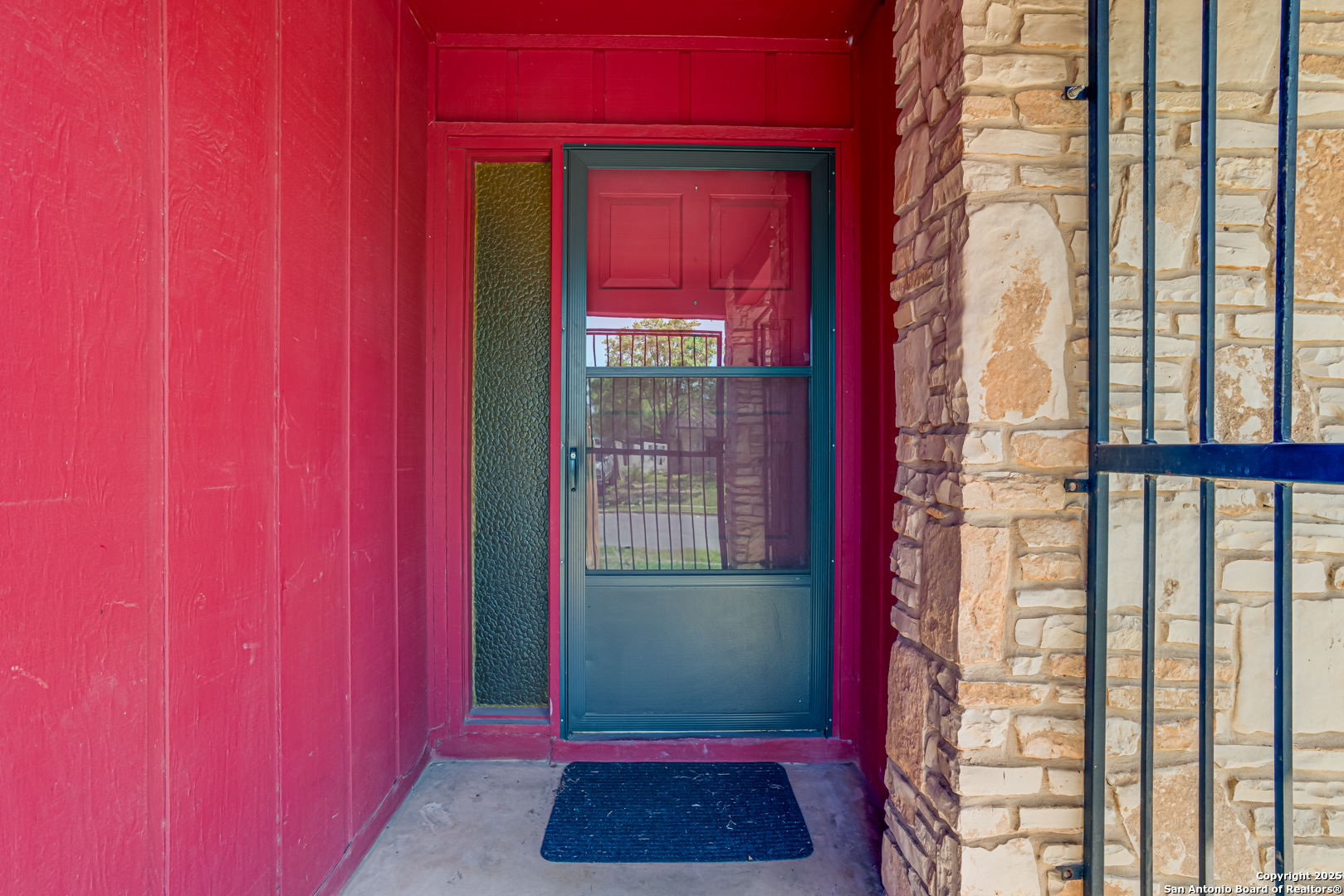 1337 Longmont