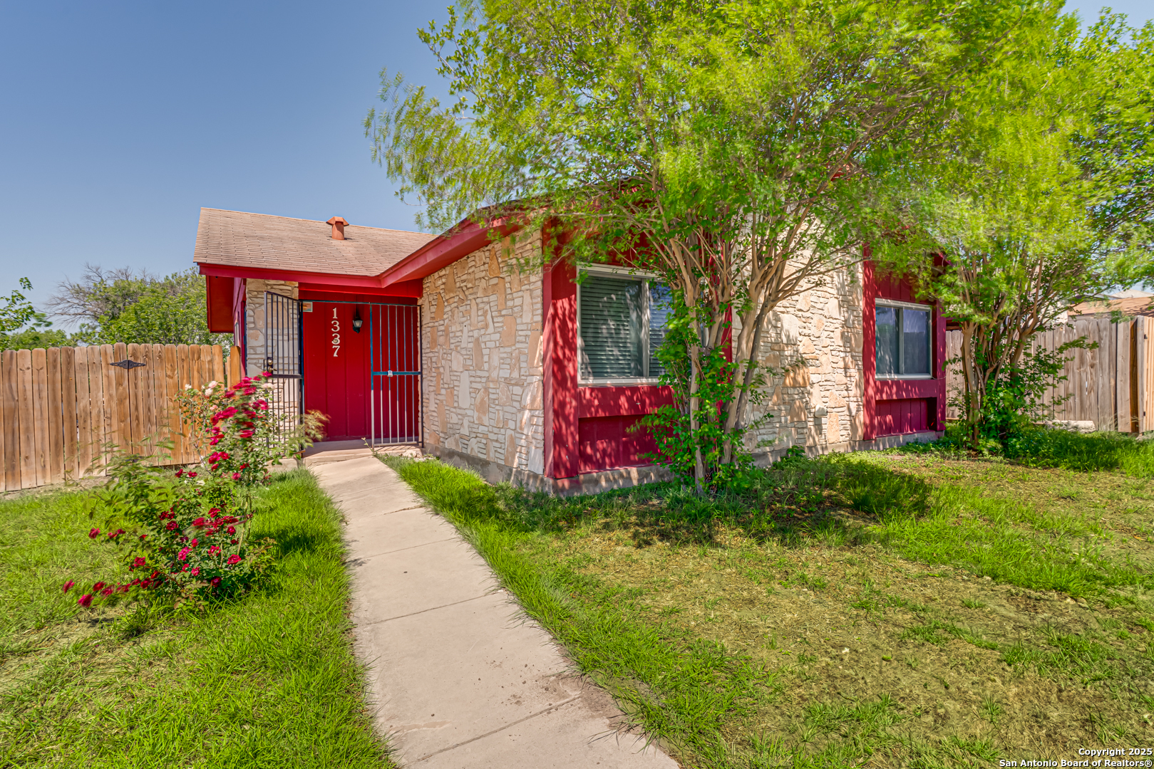 1337 Longmont