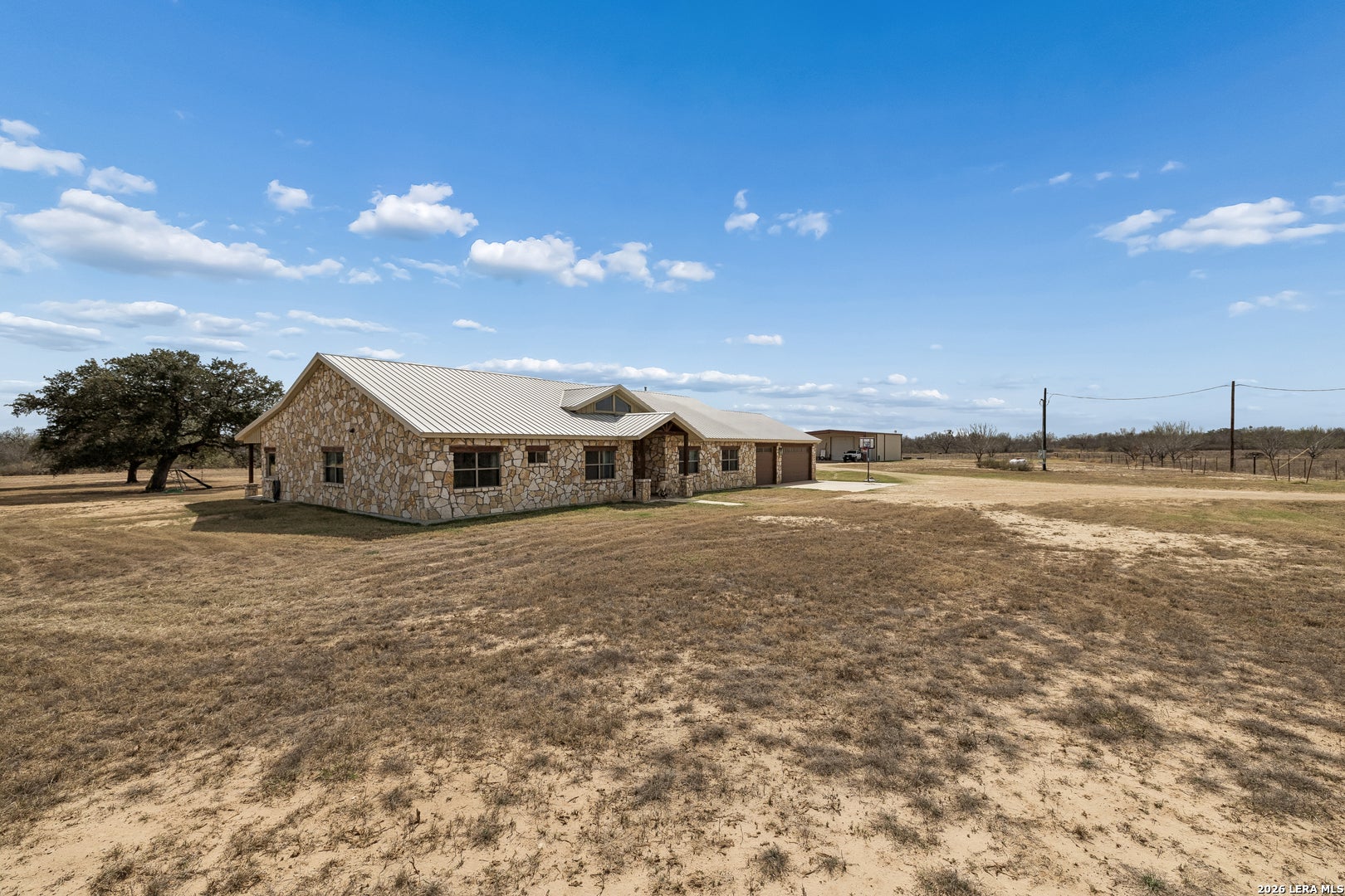 854 county road 7421