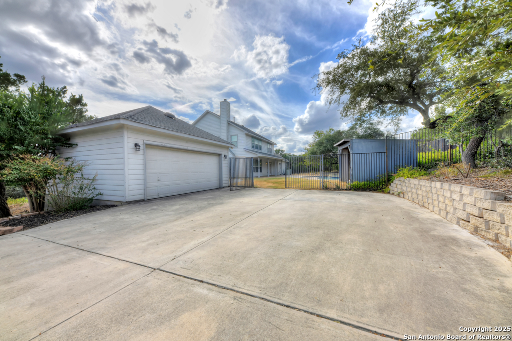 Bulverde, Texas 78163, United States, 5 Bedrooms Bedrooms, ,3 BathroomsBathrooms,Residential,Active,234418