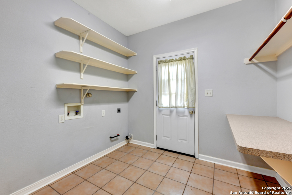 Bulverde, Texas 78163, United States, 5 Bedrooms Bedrooms, ,3 BathroomsBathrooms,Residential,Active,234418