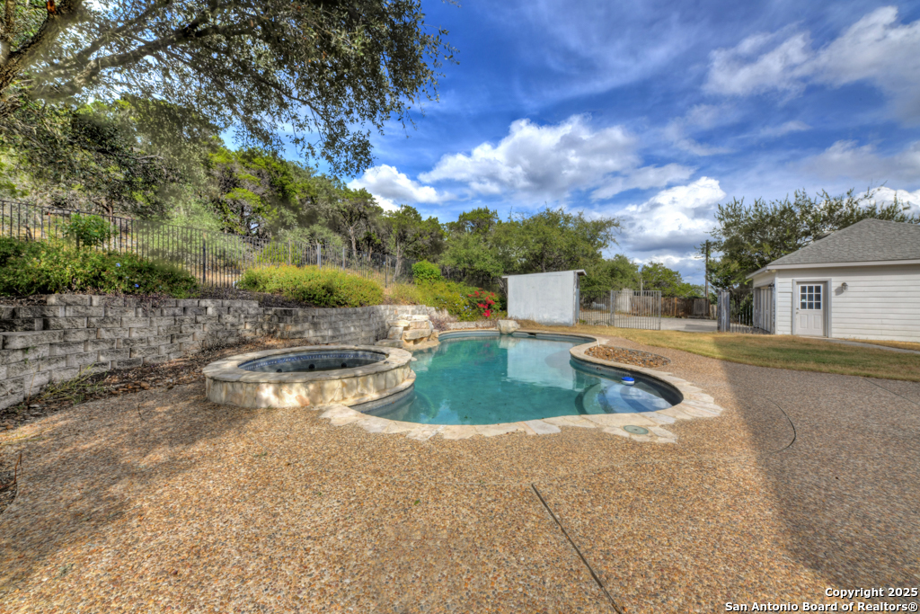 1350 Old Boerne Road