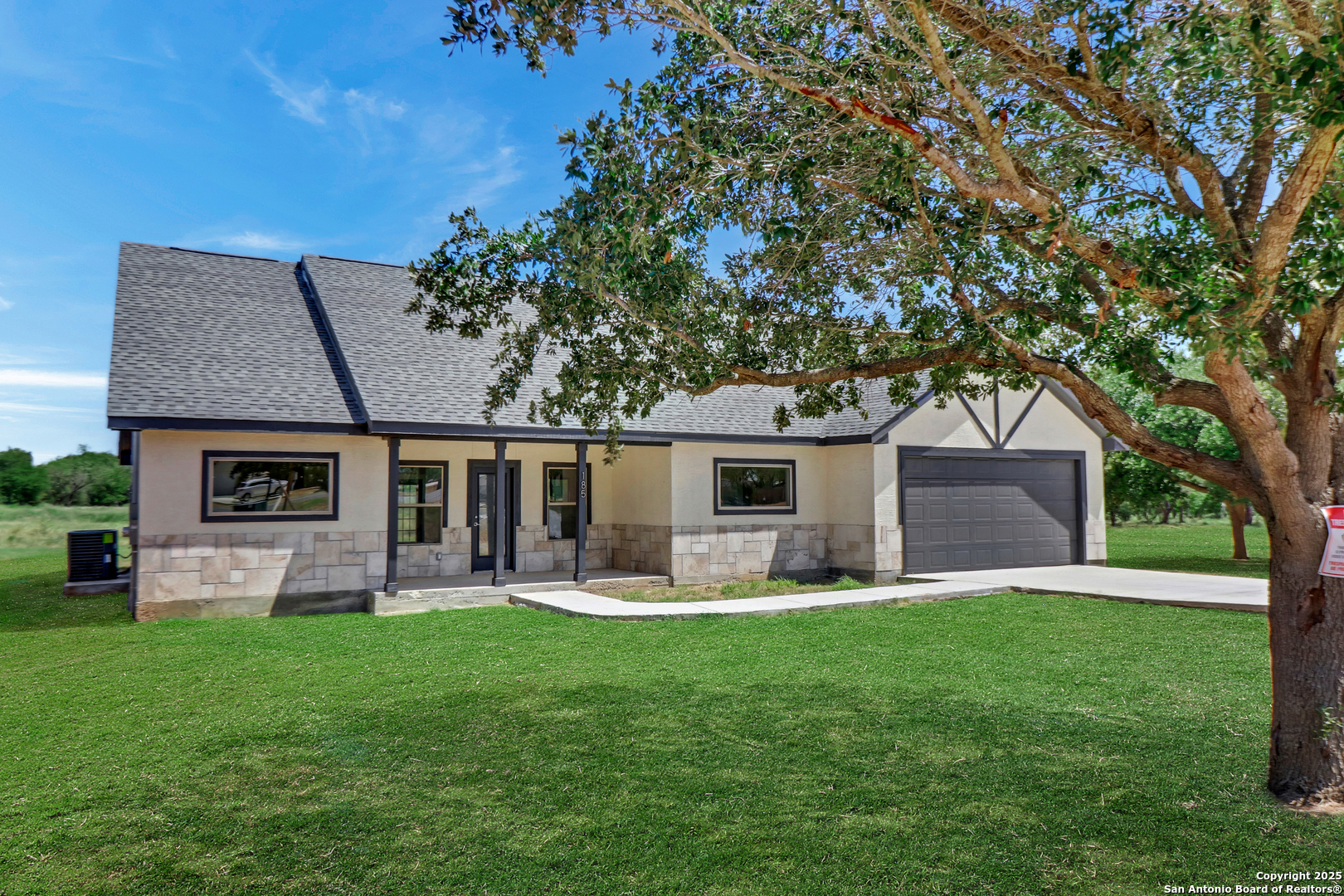 185 E Medium Meadow Dr