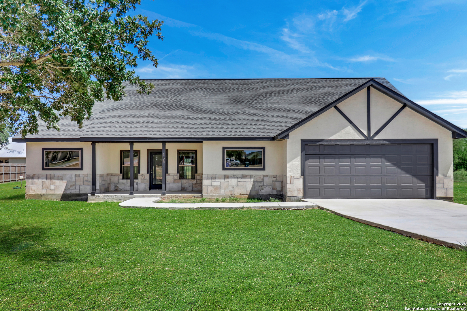 185 E Medium Meadow Dr