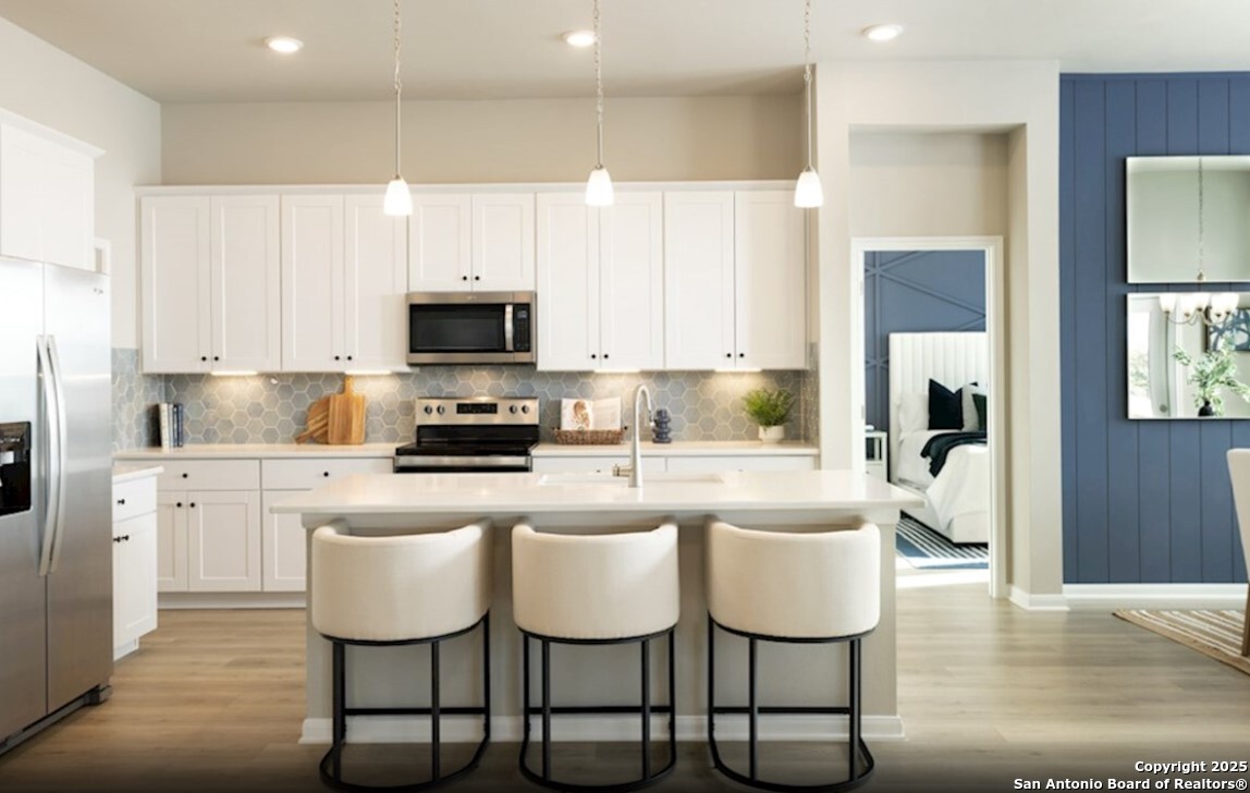 6903 Comanche Cougar