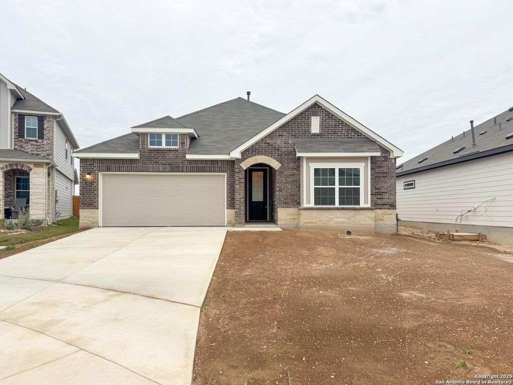 Photo of 1421 Burrs Ferry Ct, Seguin, TX 78155 (MLS # 1897948)