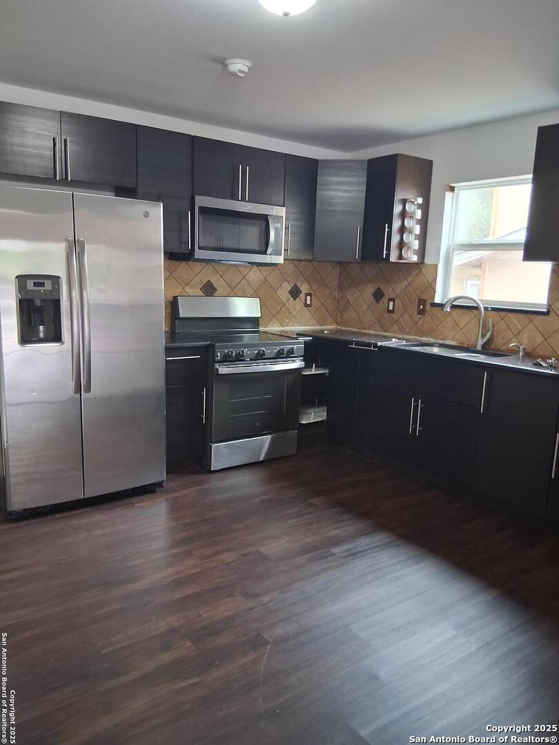 8424 FOREST RIDGE