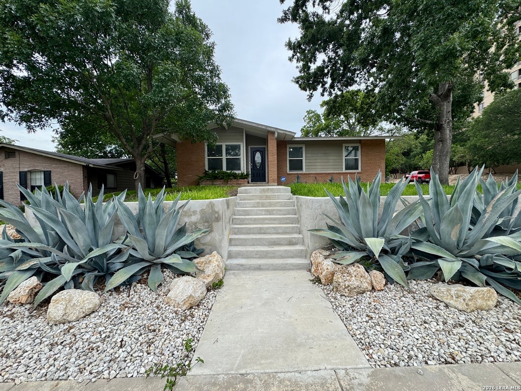 Photo of 1723 CORITA ST, San Antonio, TX 78209 (MLS # 1973496)