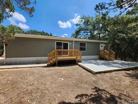 A home in Bandera